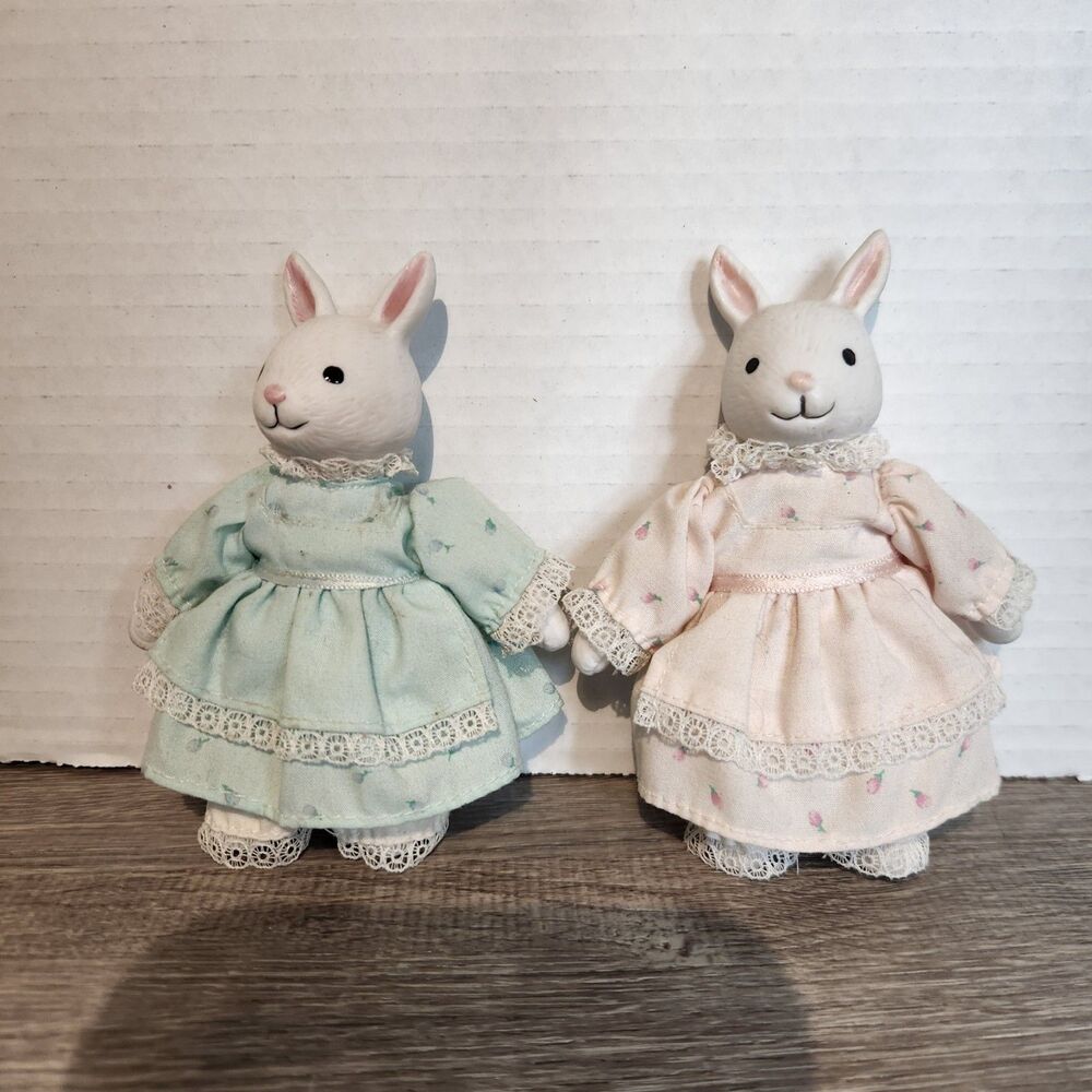 Vintage Russ Berrie Porcelain Dolls Rabbits/Bunnies in Green & Pink Dress #1674
